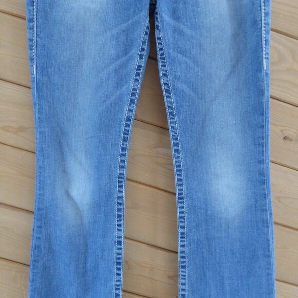 True Religion Light Wash "Section Hi Rise Boot" Boot Leg Jeans Mid Rise Size 28 - Picture 4 of 11